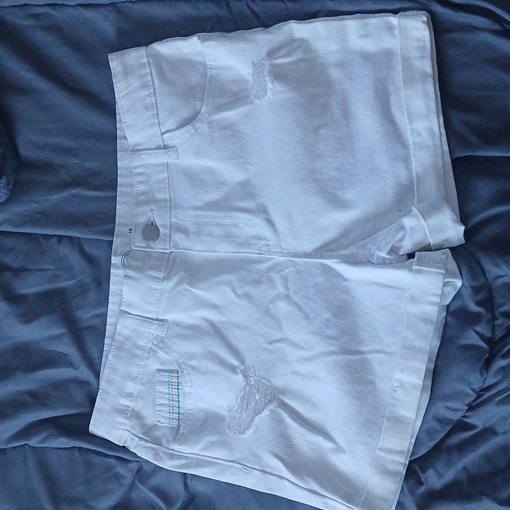 Summer SALE*  Junior’s Shorts size 16